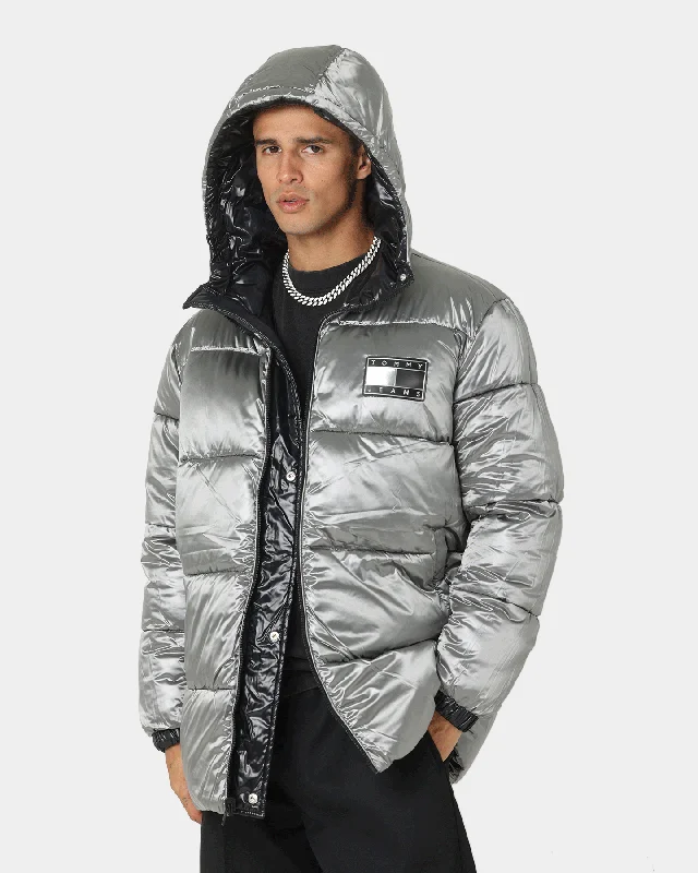 Tommy Jeans ABO TJU Reversible Puffa Jacket Black Front Pockets Side Pockets Patch Pockets Tommy Jeans ABO TJU Reversible Puffa Jacket Black Front Pockets Side Pockets Patch Pockets