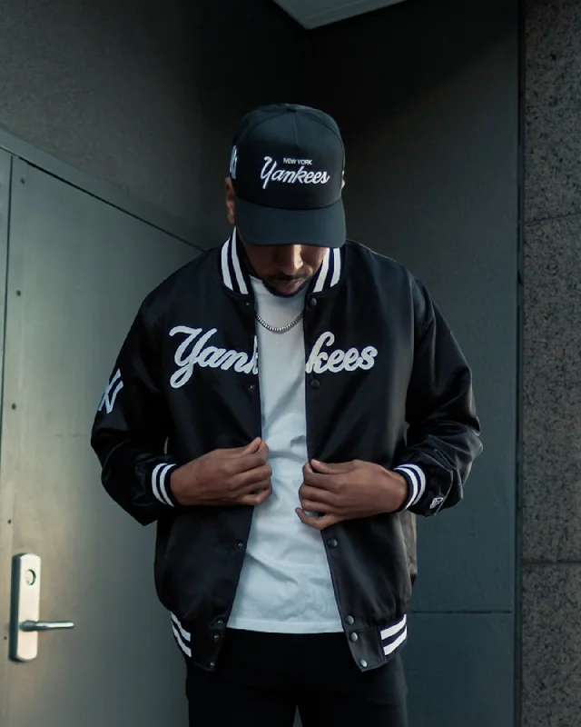 New Era New York Yankees Varsity Jacket Black Zippered Front Buttoned Front Snap Front New Era New York Yankees Varsity Jacket Black Zippered Front Buttoned Front Snap Front