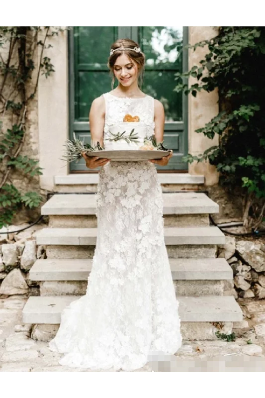 Scoop Wedding Dress With Embellished Bodice Vivid Floral Lace Wedding Gown Tunics Handmade artisanal Scoop Wedding Dress With Embellished Bodice Vivid Floral Lace Wedding Gown Tunics Handmade artisanal