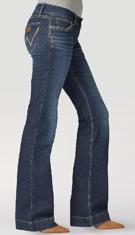 Women's Wrangler Retro Sadie Low-Rise Trouser Jean #112321499 Trousers Tapered Slim Fit