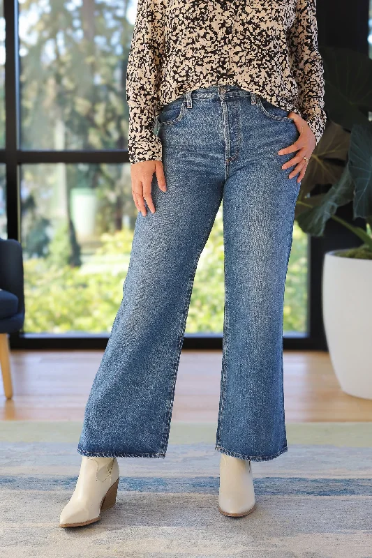 Citizens of Humanity Annina High Rise Wide Leg 30 Inch Trouser Jean in Siesta Trousers cozy soft