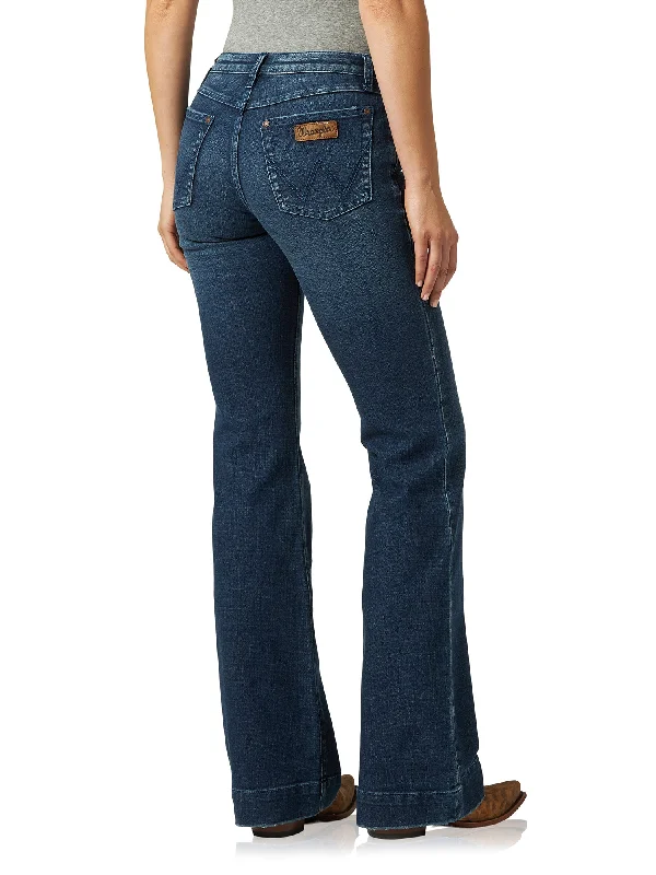 Women's Wrangler Retro Mae Wide Leg Trouser #09MWWSA Trousers Formal Black